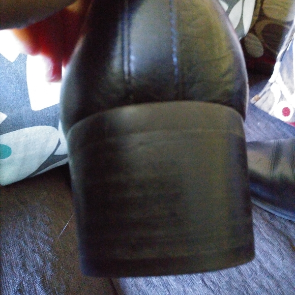 Genuine leather franco sarto booties ๐ - Picture 6 of 7